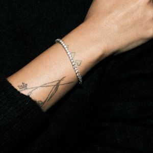 Dorsey LAB-GROWN WHITE SAPPHIRE, GOLD RIVIÈRE BRACELET